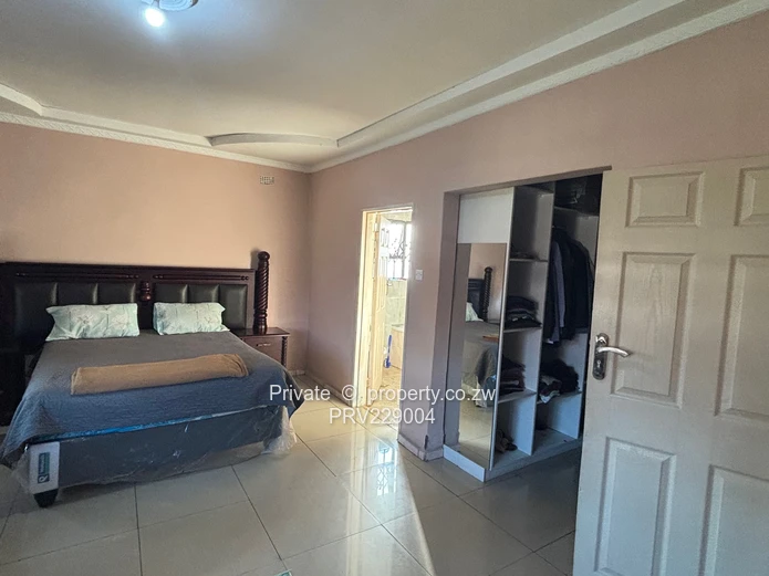 Chinhoyi Property For Rent!!!