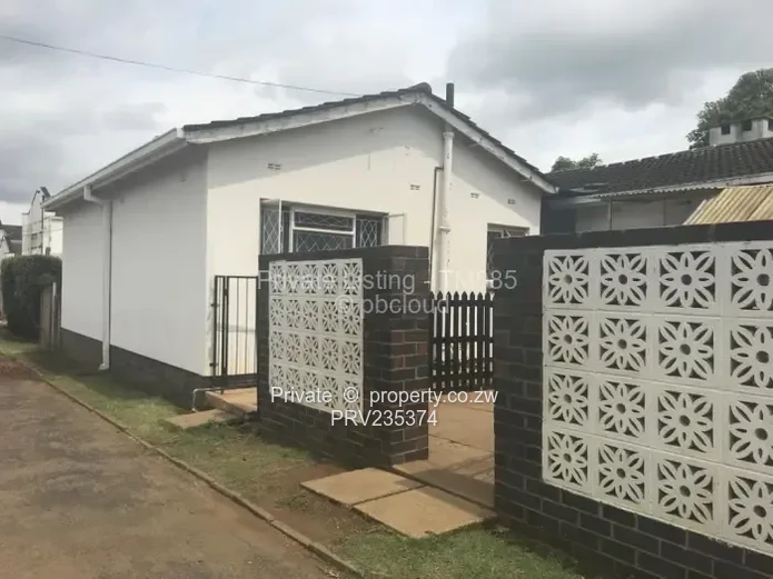 Beautiful 1 Bedroom Garden Flat Hillside, Harare (Sole Mandate)