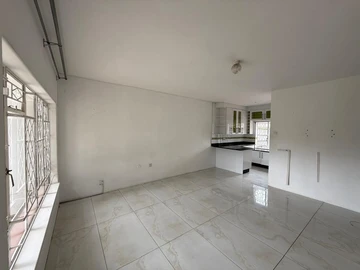 2 Bedroom Garden Flat