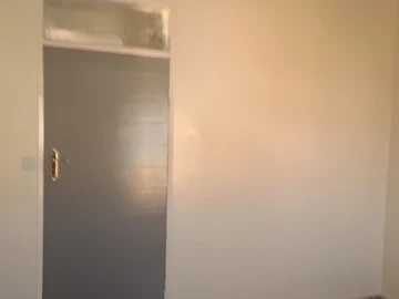 3 Bedroom Flat & Apartment