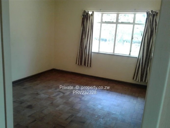 Beautiful 3 bedroomed cluster house to rent in Greendale.