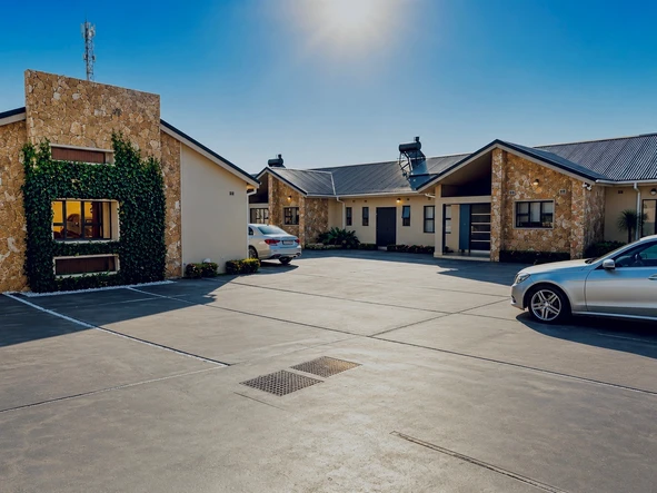 3 Bedroom Garden Flat