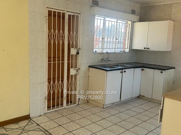 House up for renting.  Suitable for a small family.5 minutes walk from Westgate shops 