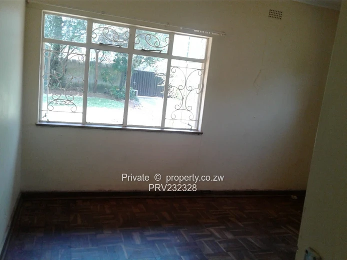 Beautiful 3 bedroomed cluster house to rent in Greendale.