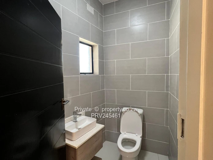 Executive Luxury Living In Prime Mt Pleasant Heights Phase 1 | Usd $2,000