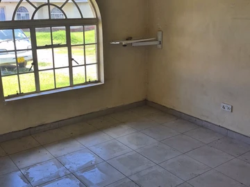 3 Bedroom Garden Flat