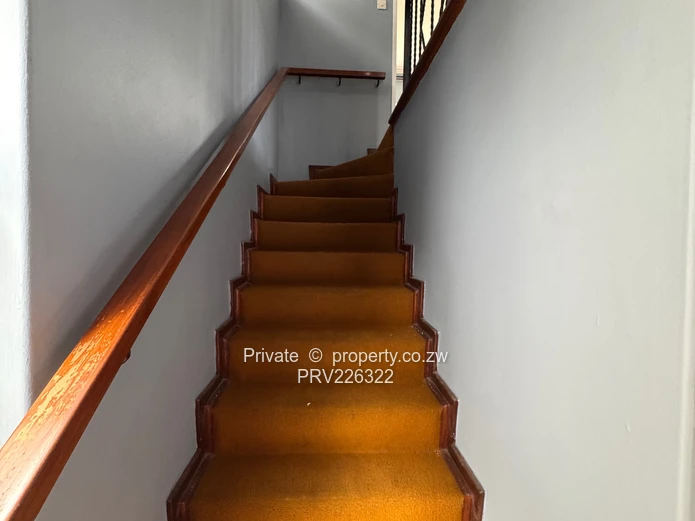 4 bedroomed townhouse, (UK Style) one bedroom ensuite.  (Sole Mandate)