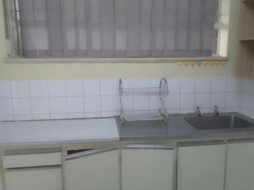 2 Bedroom Flat & Apartment