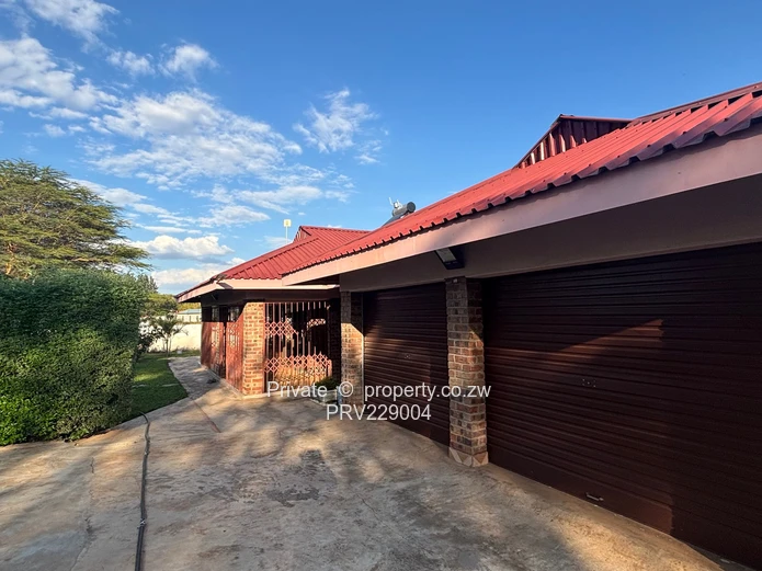 Chinhoyi Property For Rent!!!