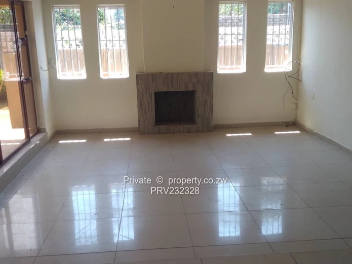 Beautiful 3 bedroomed cluster house to rent in Greendale.