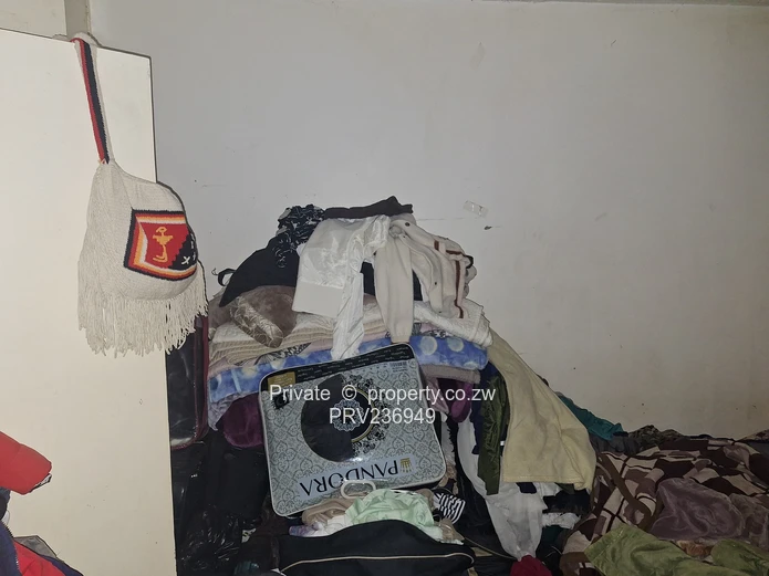 2 bed flat available 