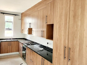 16 Unit Townhouse Complex