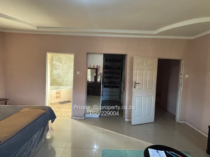 Chinhoyi Property For Rent!!!