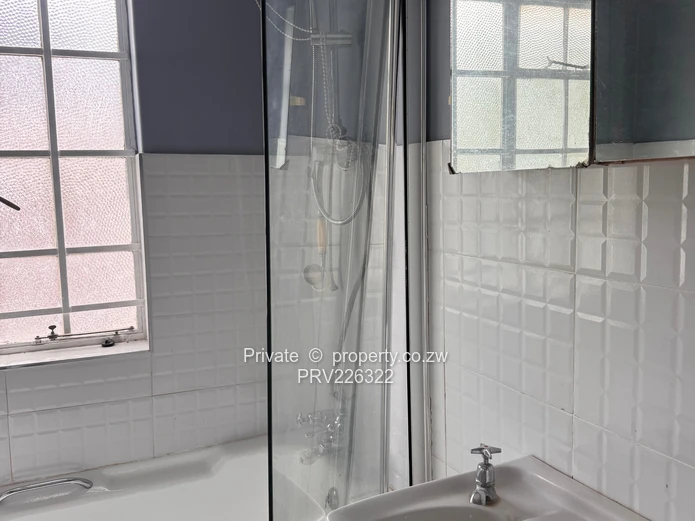 4 bedroomed townhouse, (UK Style) one bedroom ensuite.  (Sole Mandate)