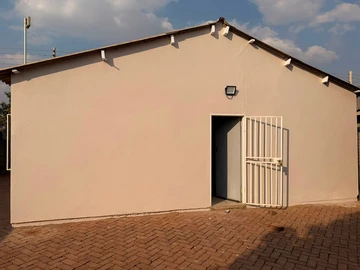 2 Bedroom House