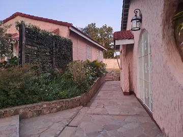 2 Bedroom Cottage