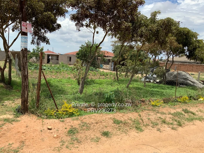 Residential stand for sale in Springvale Suburb, Ruwa, 808 m2, full title deeds & fully serviced