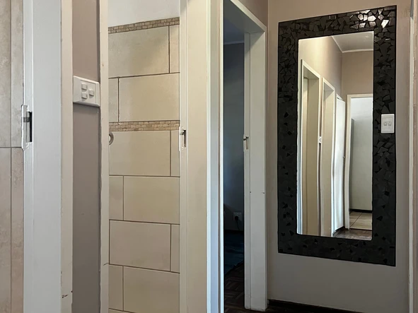 3 Bedroom Flat & Apartment