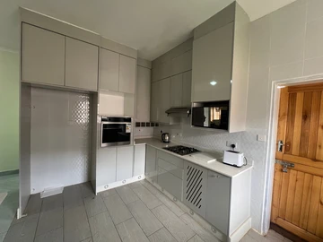 3 Bedroom Garden Flat