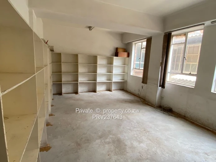 Thorngrove Warehouse/Workshop and Rooms Available (Sole Mandate)