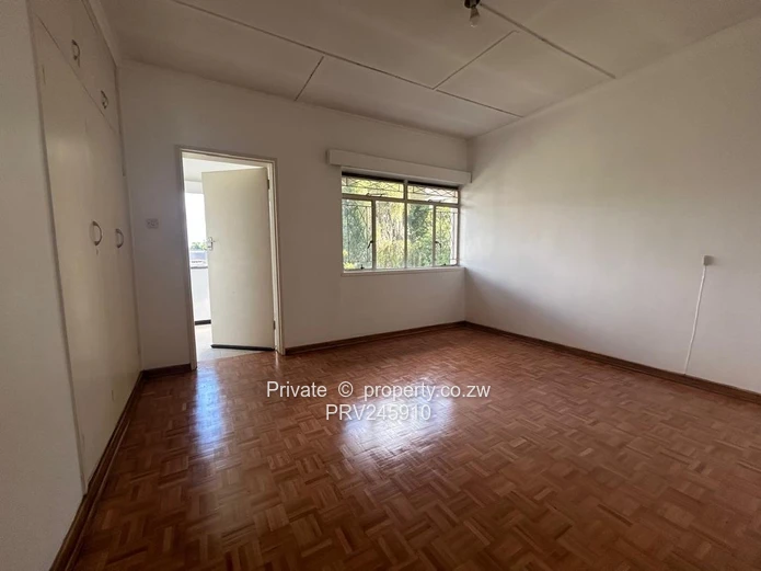 Kensington 2 Bedroom Flat 