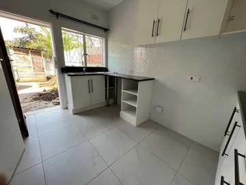 2 Bedroom Garden Flat
