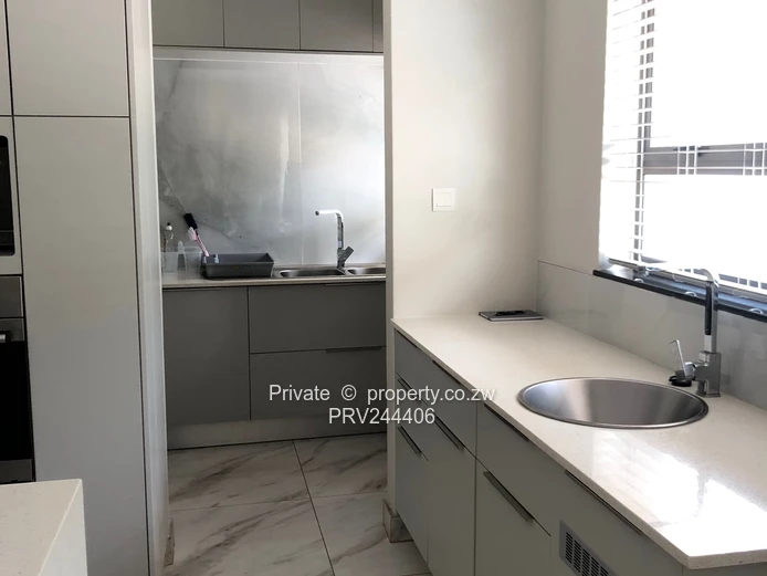 Modern, Furnished Unit in a Secure Complex (Sole Mandate)