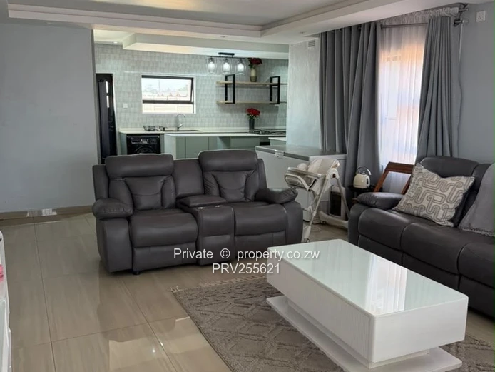 Cluster House to rent in New Marlborough