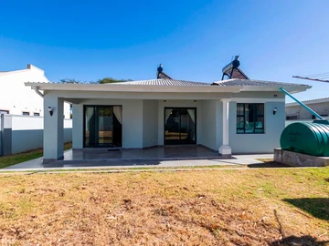 3 Bedroom Garden Flat