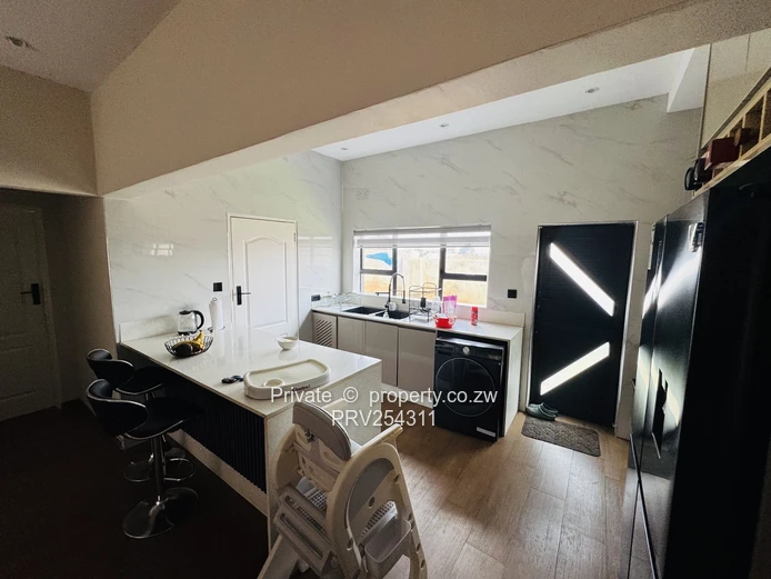 To Let – Gletwyn, Shawasha Hills