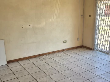 3 Bedroom Garden Flat