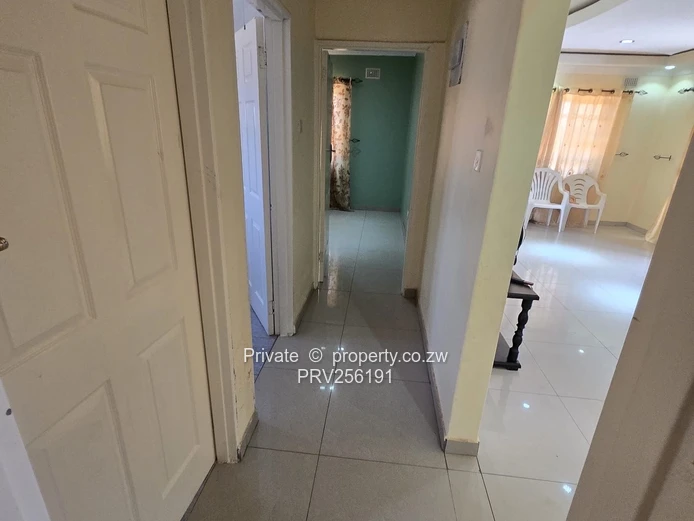 Full house to rent Dzivarasekwa extension