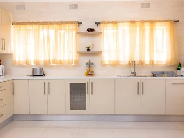 3 Bedroom Garden Flat