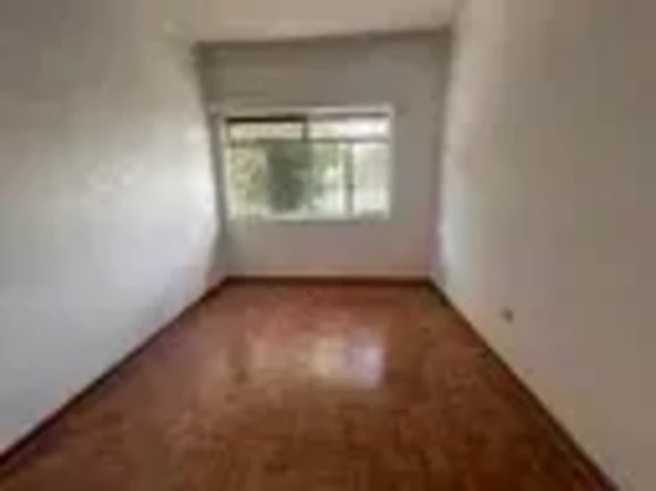2 Bedroom Flat & Apartment
