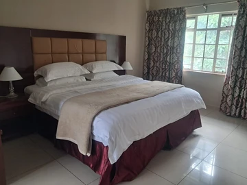 Fully Furnished 4 Bedroom Apartment 