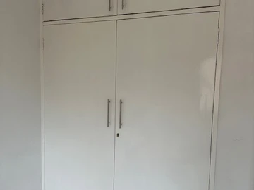 2 Bedroom Flat & Apartment