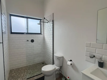 2 Bedroom Garden Flat