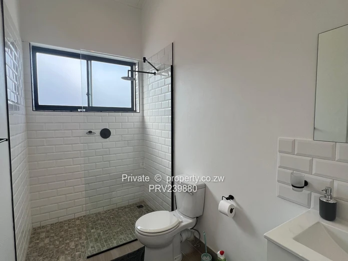 Luxury 2-Bedroom Duplex Townhouse for Rent in Newlands