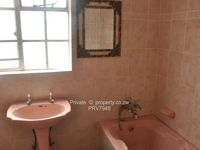 Greendale 1-Bed with Fireplace & Borehole