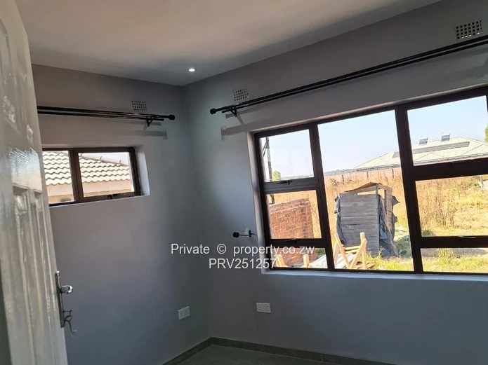 Modern 3-Bed  in Erasmus Park — Borehole & solar