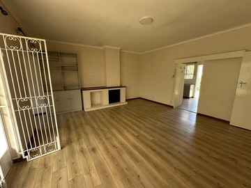 2 Bedroom Garden Flat