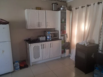 3 Bedroom Flat & Apartment