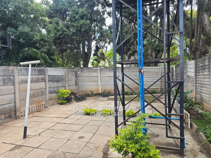 Neat, 2 Bed Duplex Garden Apartment For Rent In Avondale