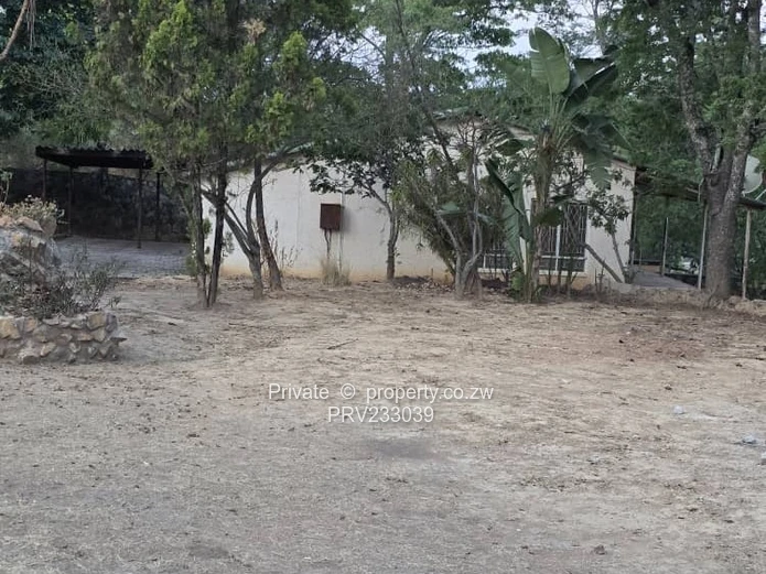 Self contained 2 bedroomed cottage available in Greystone Park