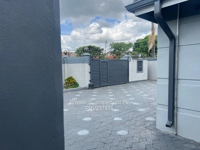 HIGHLAND PARK:- A BRAND NEW Beautiful Modern Residential Property for Sale – Located in a prime area