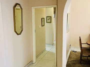 3 Bedroom Flat & Apartment