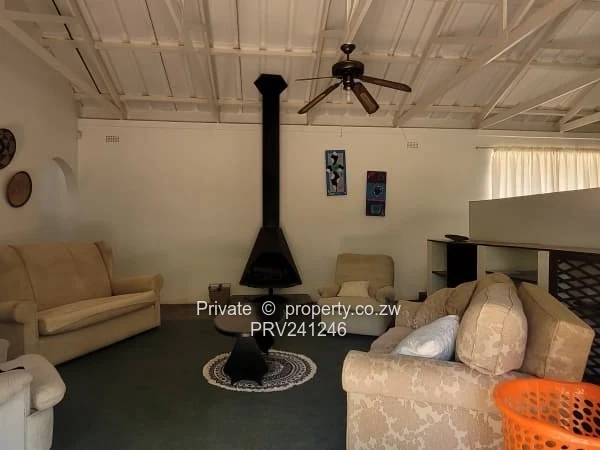 Neat 1 Bedroom Granny Cottage For Rent