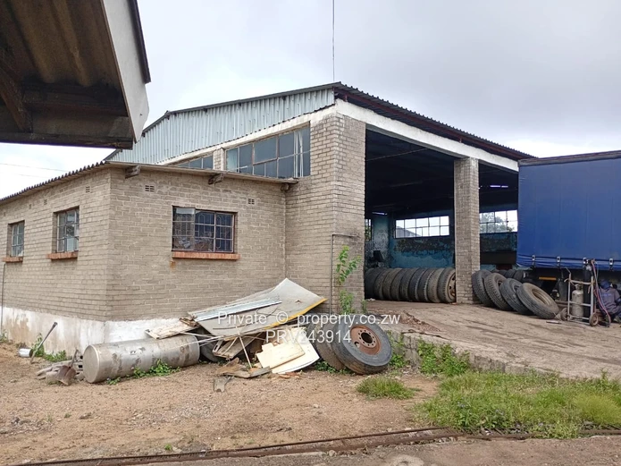 Kelvin Industrial Workshop — Walled Yard & Workshop 3,793m² (Sole Mandate)