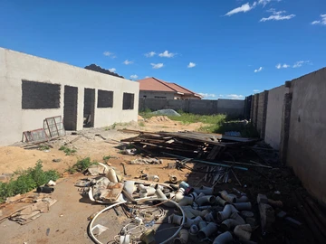 7 Unit Townhouse Complex