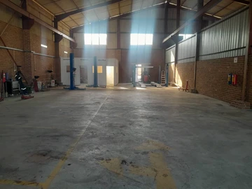 Ardbennie , Warehouse For Rent!!!!